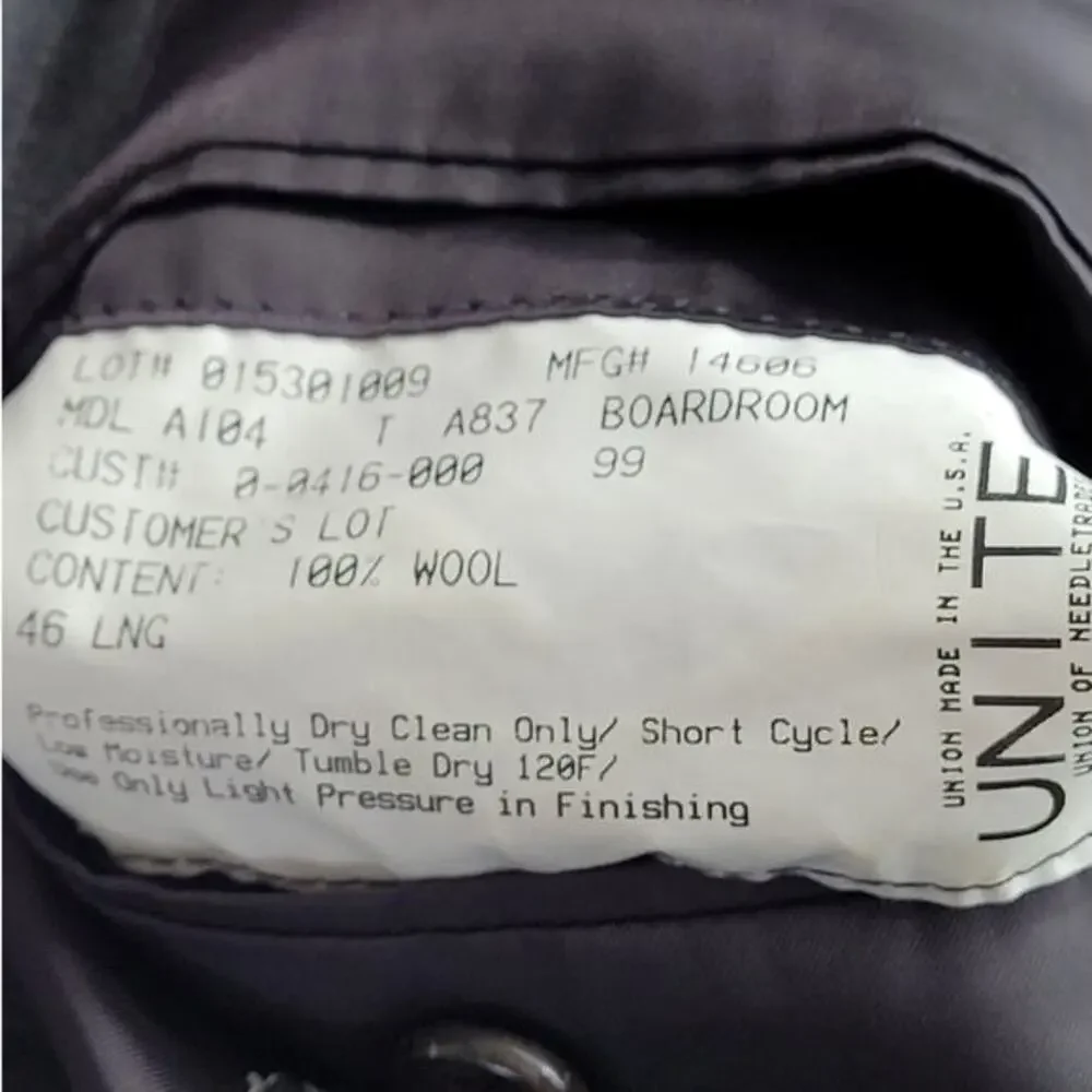 Barneys New York‎ Gray Pin Stripe Two Button Single Breasted Men's Suit Jacket